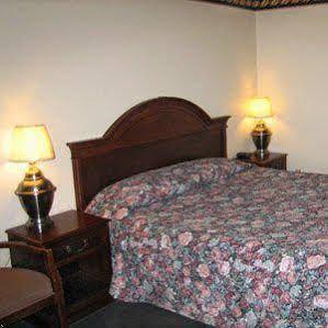 Delta Motel Bay City Zewnętrze zdjęcie